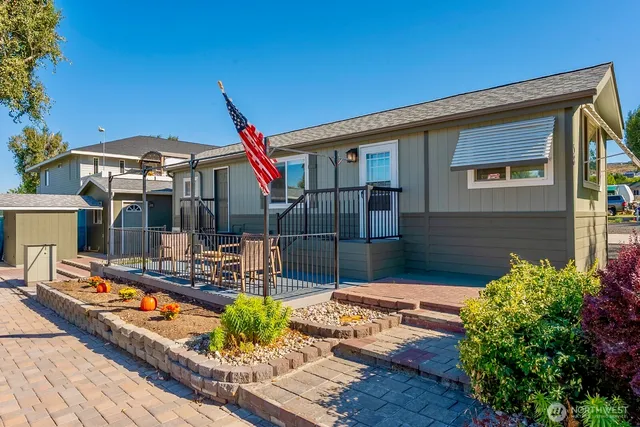 $219,000 | 7037 Highway 262, Unit 58/59, Othello, WA 99344