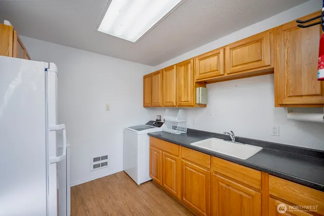 $219,000 | 7037 Highway 262, Unit 58/59, Othello, WA 99344