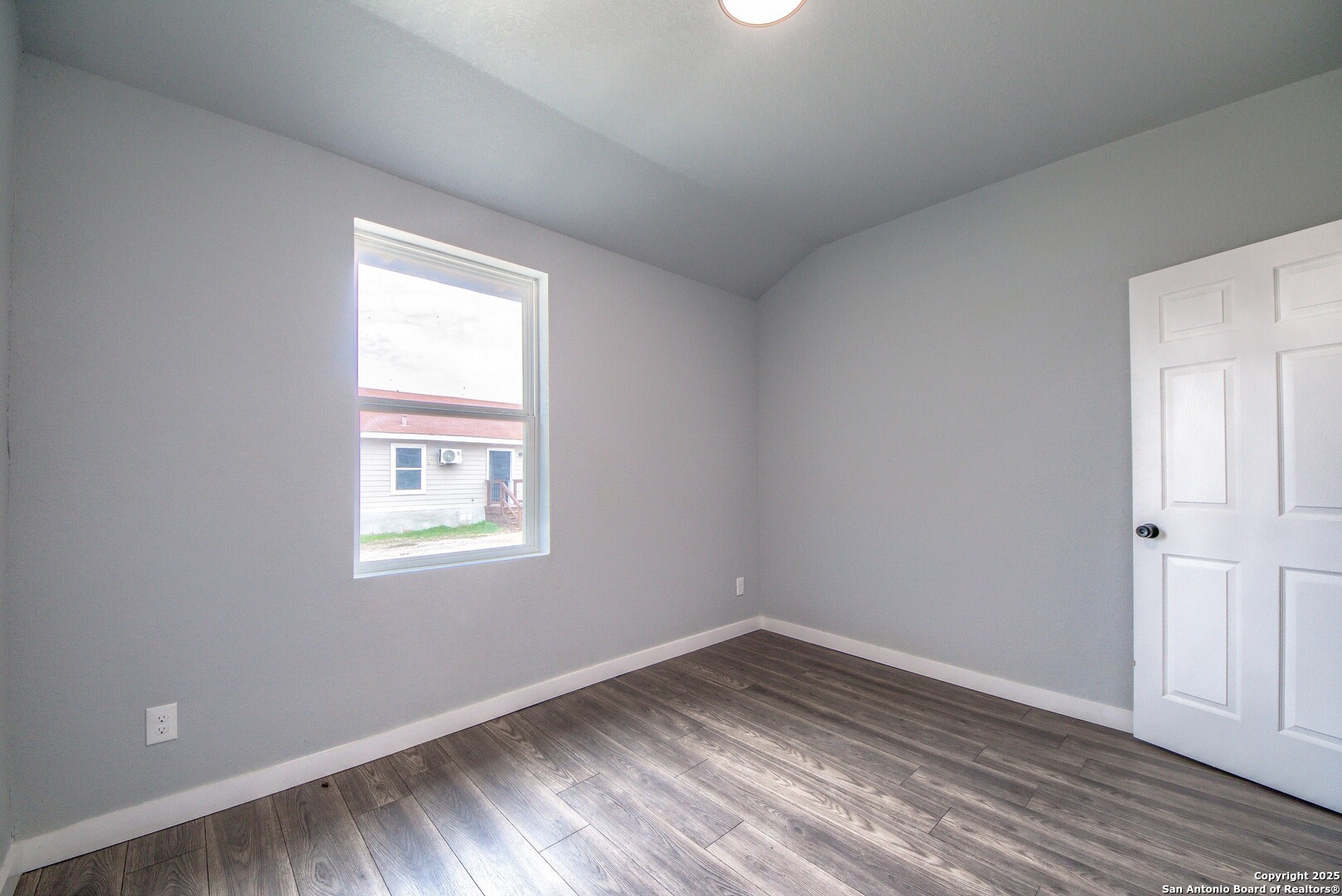 2630 Observation Drive, Unit 2 San Antonio, TX 78227 - Photo 8 of 10