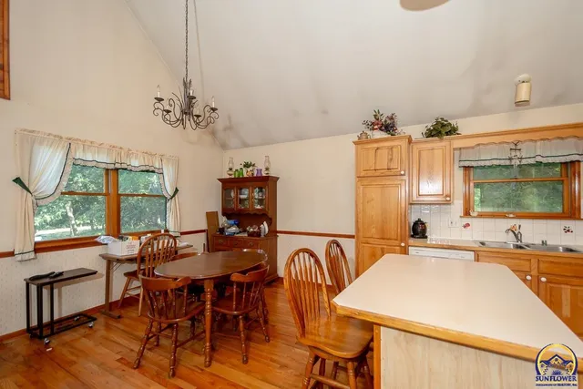 $1,600,000 | 16008 62nd Street, Oskaloosa, KS 66066