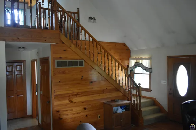 $1,600,000 | 16008 62nd Street, Oskaloosa, KS 66066