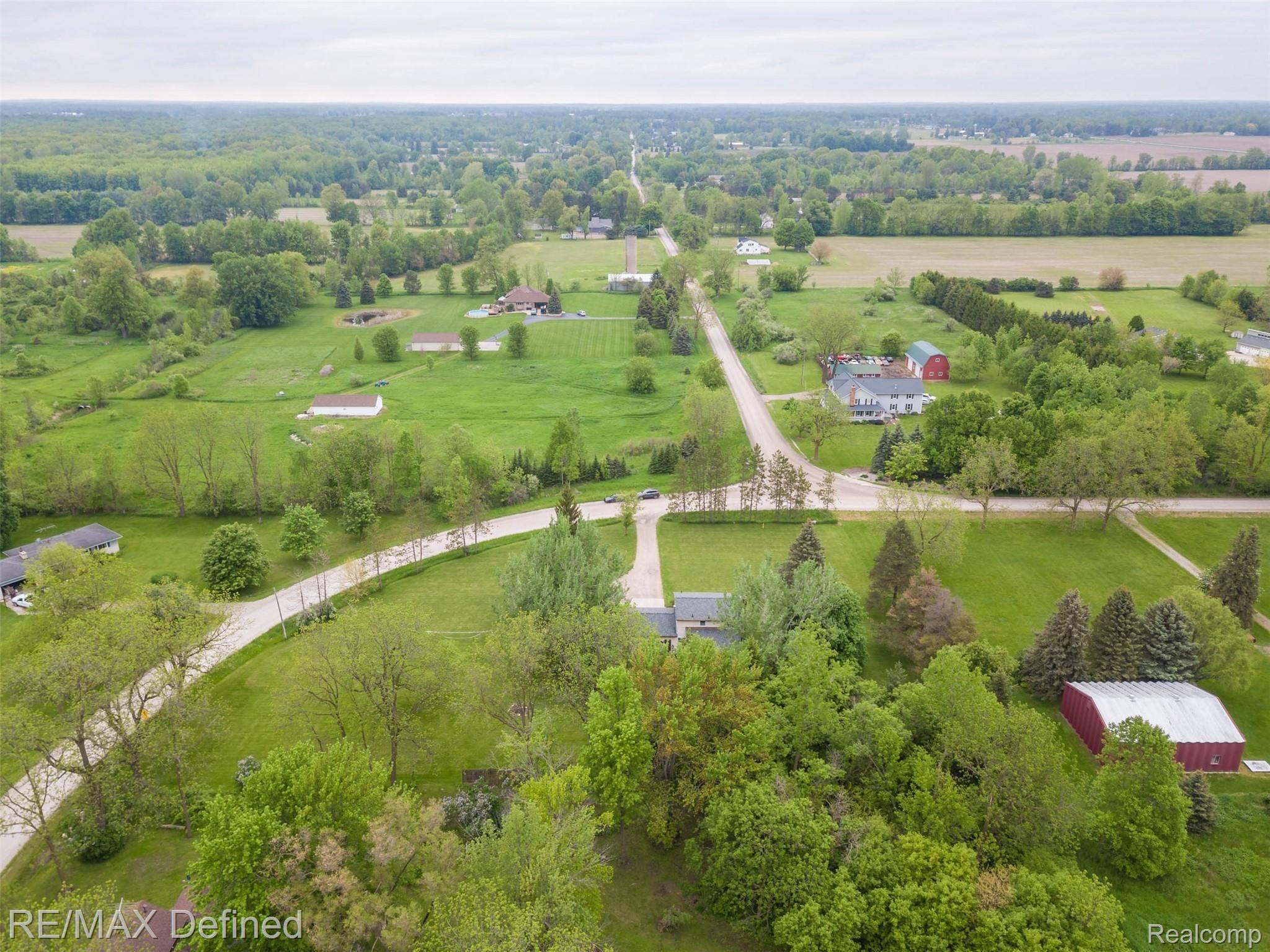 17700 Pratt Road Armada, MI 48005 - Photo 8 of 36 17700 Pratt Rd-8.jpg