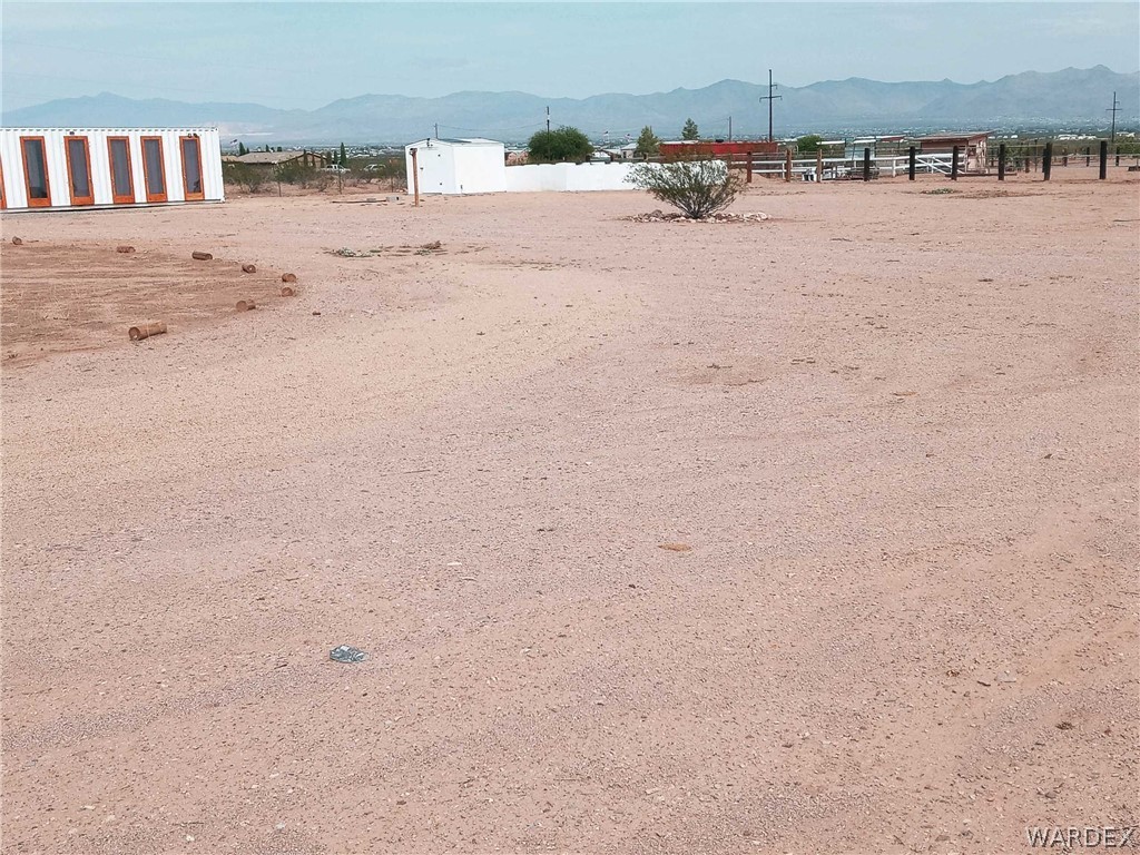 1226 South Cibola Road Golden Valley, AZ 86413 - Photo 3 of 19