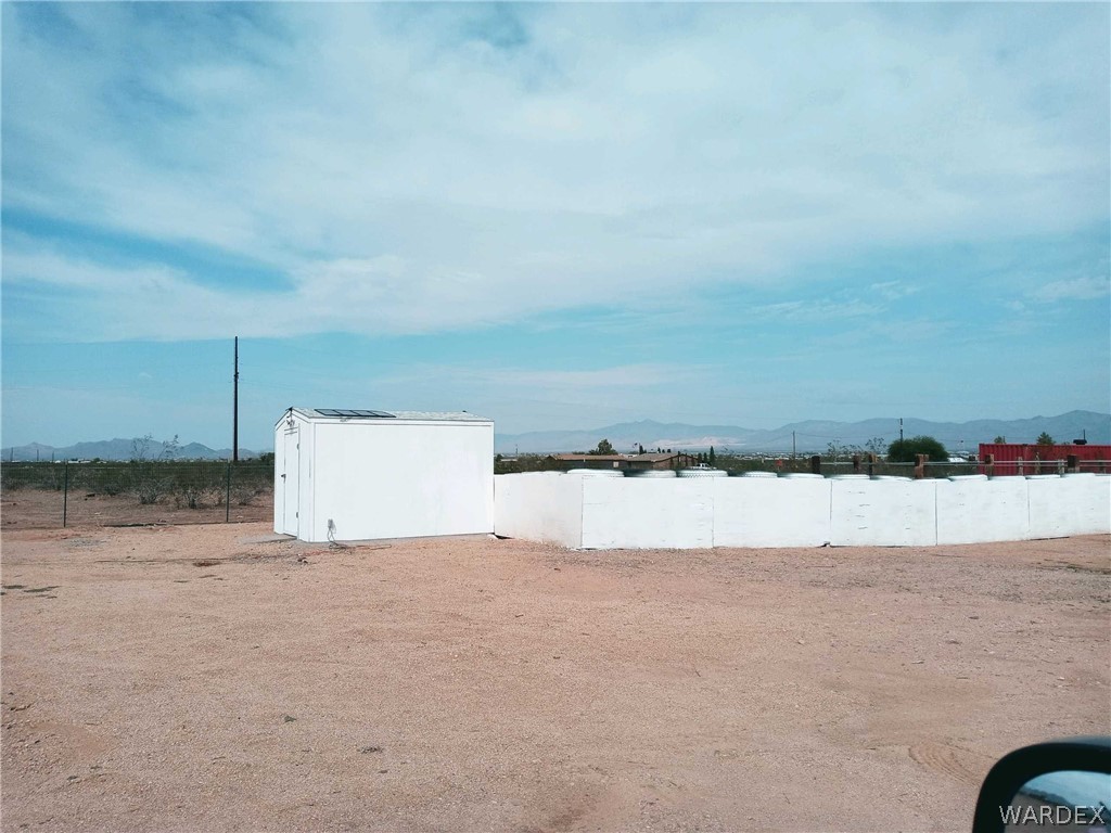 1226 South Cibola Road Golden Valley, AZ 86413 - Photo 6 of 19