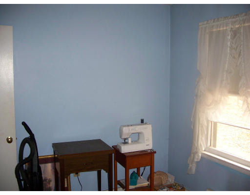344 Parker Road Lancaster, MA 01523 - Photo 8 of 11 Gallery Image 8