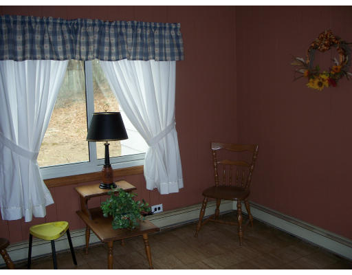 344 Parker Road Lancaster, MA 01523 - Photo 10 of 11 Gallery Image 10