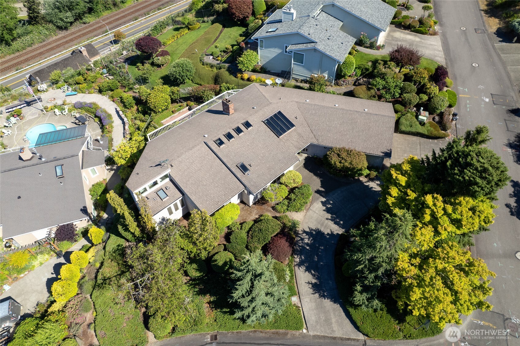 70 Hewitt Drive Steilacoom, WA 98388 - Photo 30 of 34