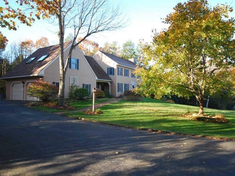 22 Stony Ridge Road Cumberland, ME 04110 - Photo 1 of 12 Exterior Front.