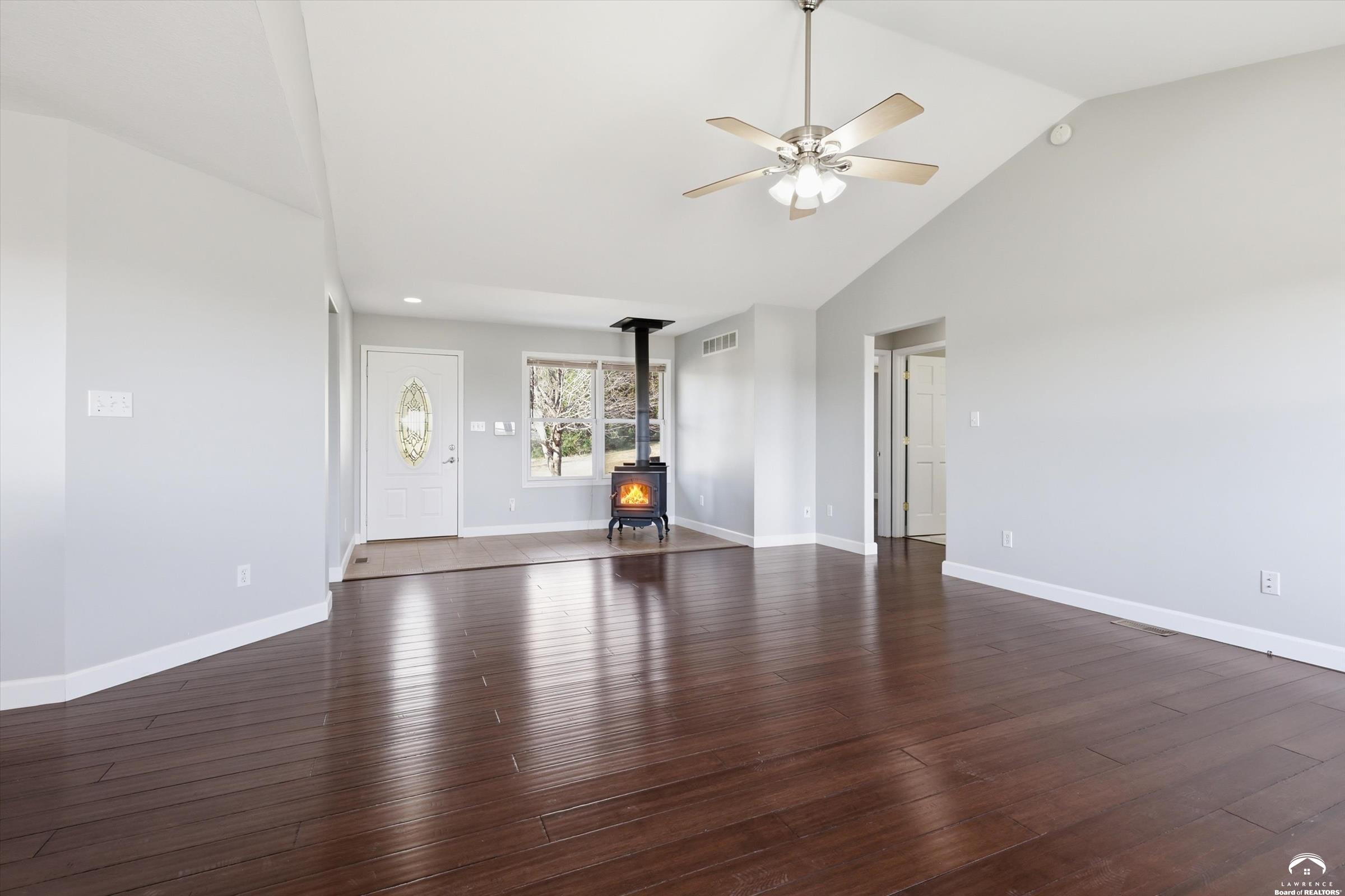 1902 East 300 Road Lecompton, KS 66050 - Photo 6 of 52