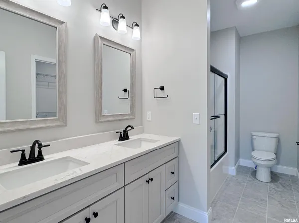 $3,200 | 7615 Walnut Bend Drive, Peoria, IL 61614