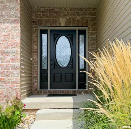 $3,200 | 7615 Walnut Bend Drive, Peoria, IL 61614