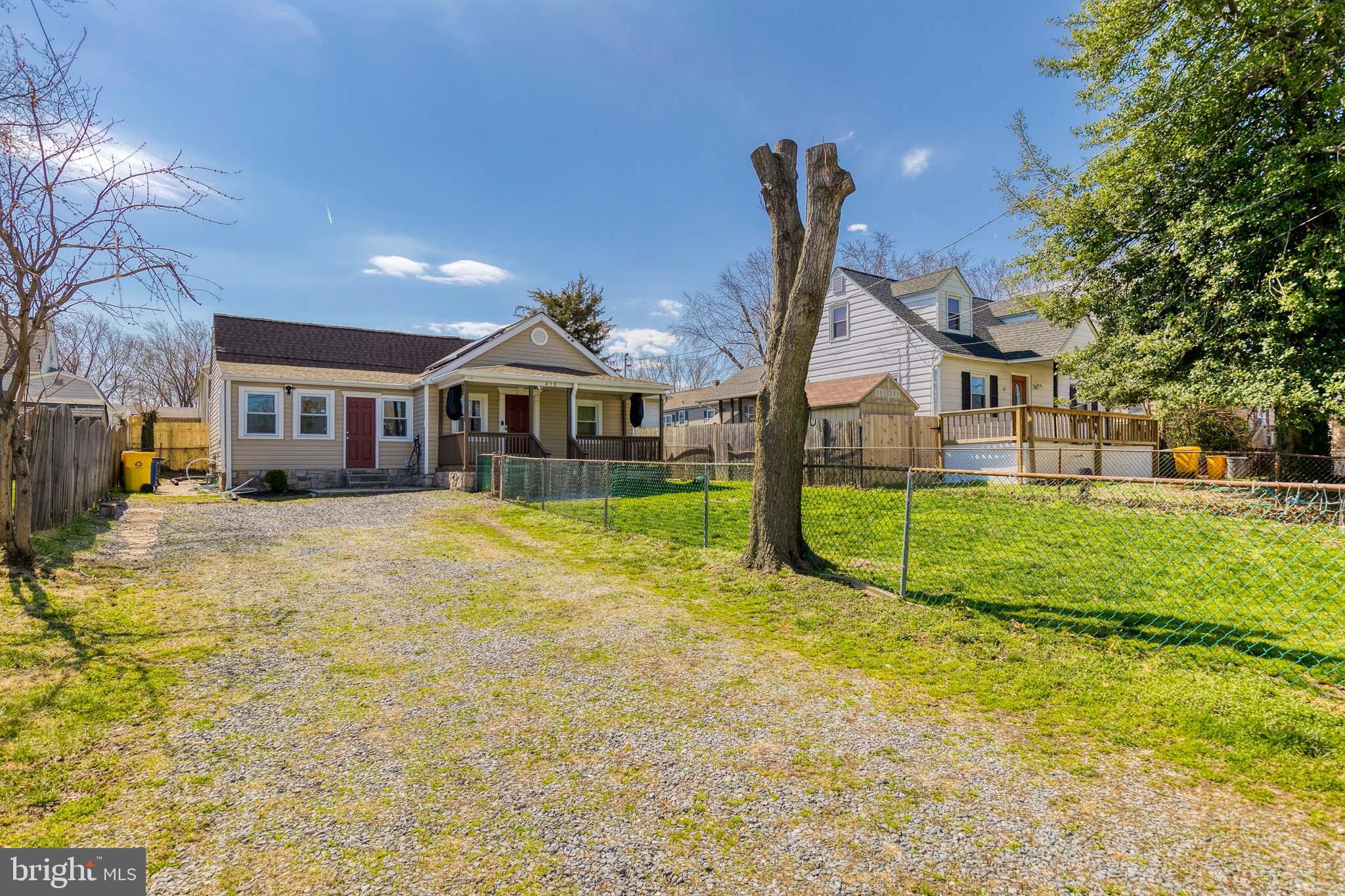 415 Cresswell Road Brooklyn, MD 21225 - Photo 2 of 23 Driveway