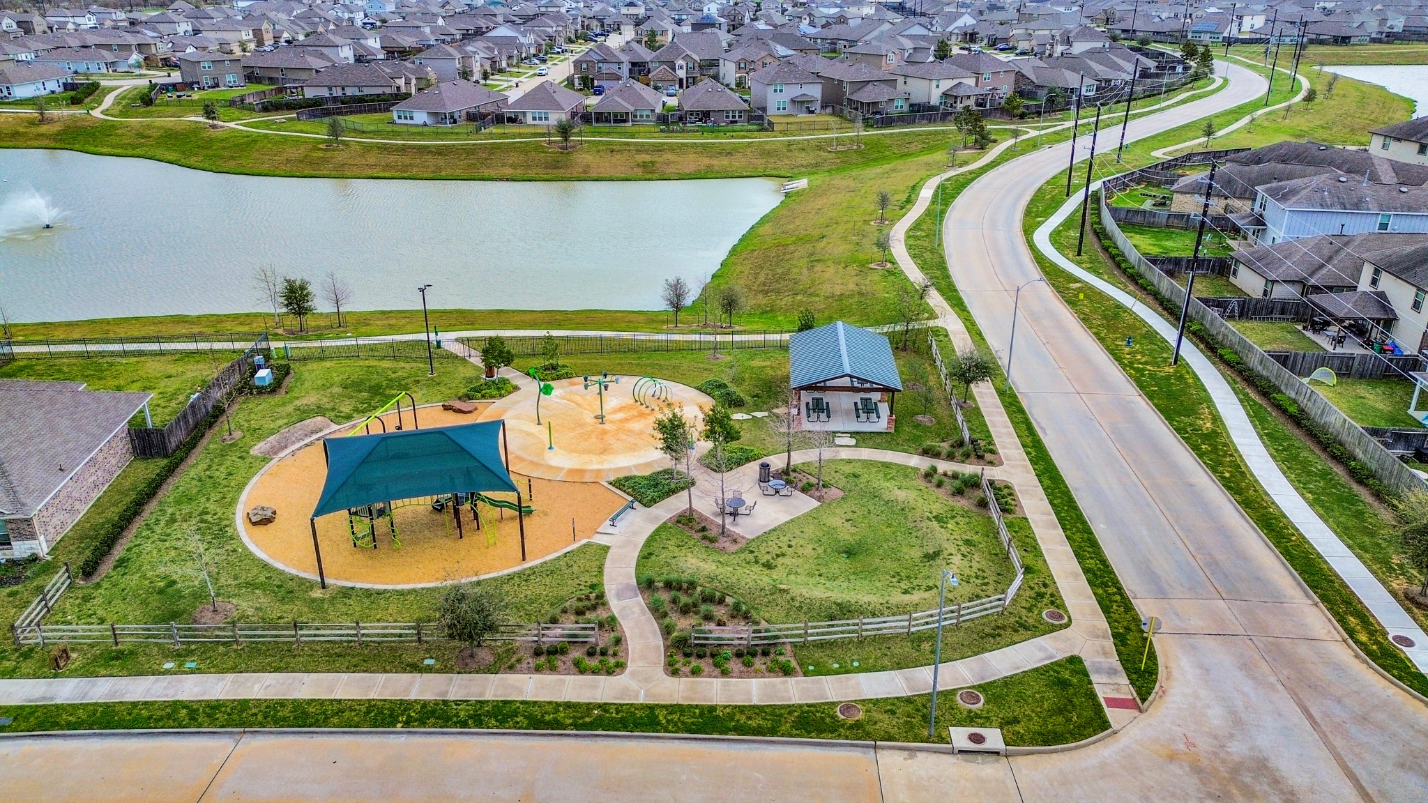 5722 Savanna Pasture Road Katy, TX 77493 - Photo 38 of 40 Walking distance to the neighborhood park and splash pad