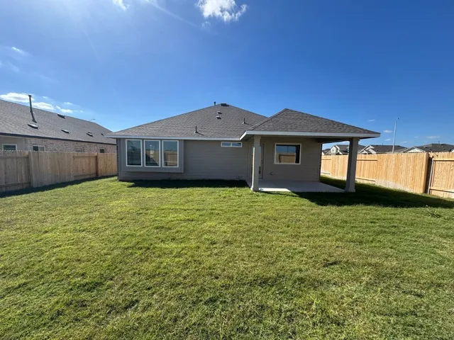 $389,900 | 3729 Pin Oak Hills, Seguin, TX 78155