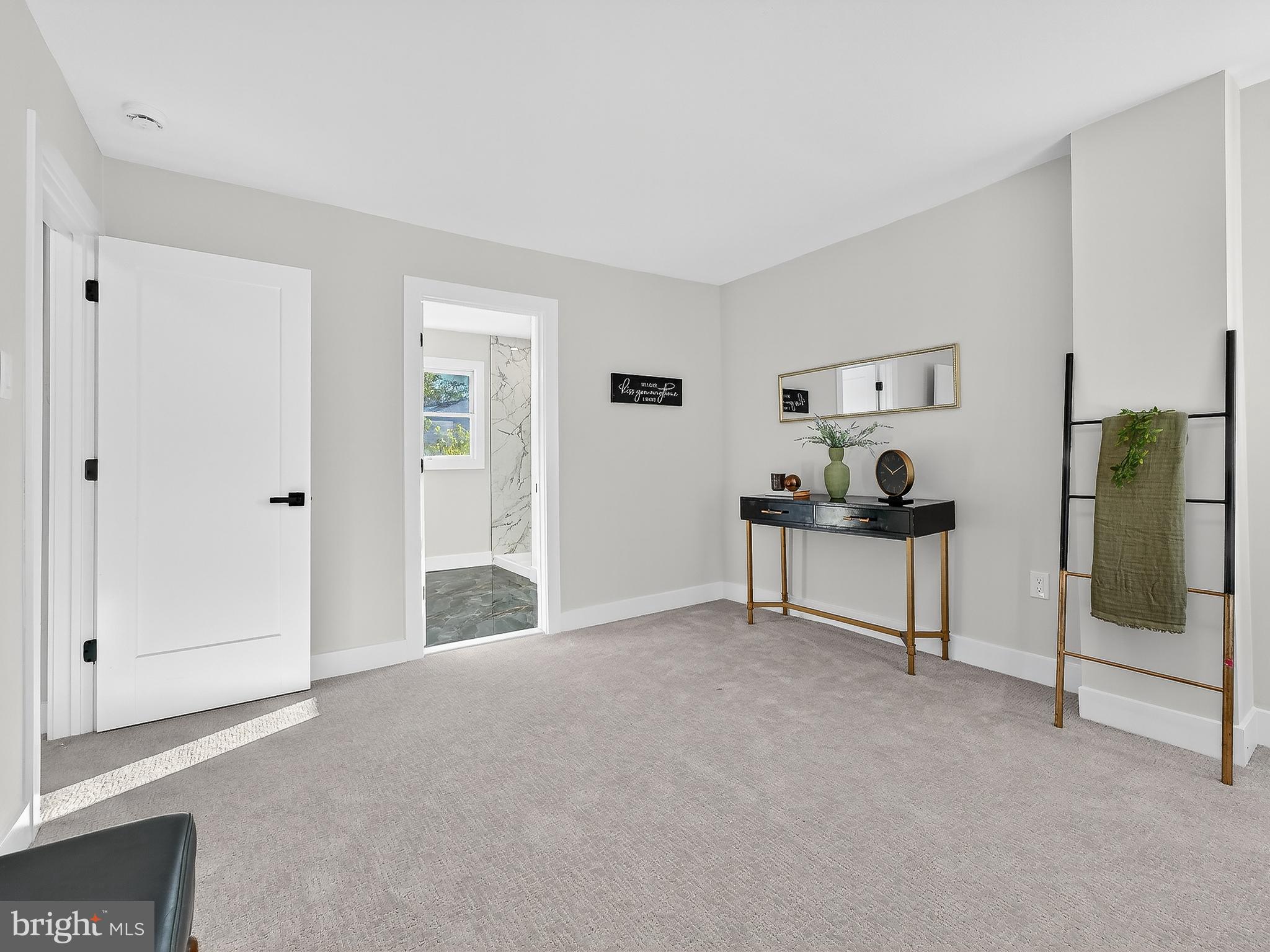 16 Estate Road Pemberton, NJ 08068 - Photo 25 of 40 a view of empty room with cabinet and mirrors