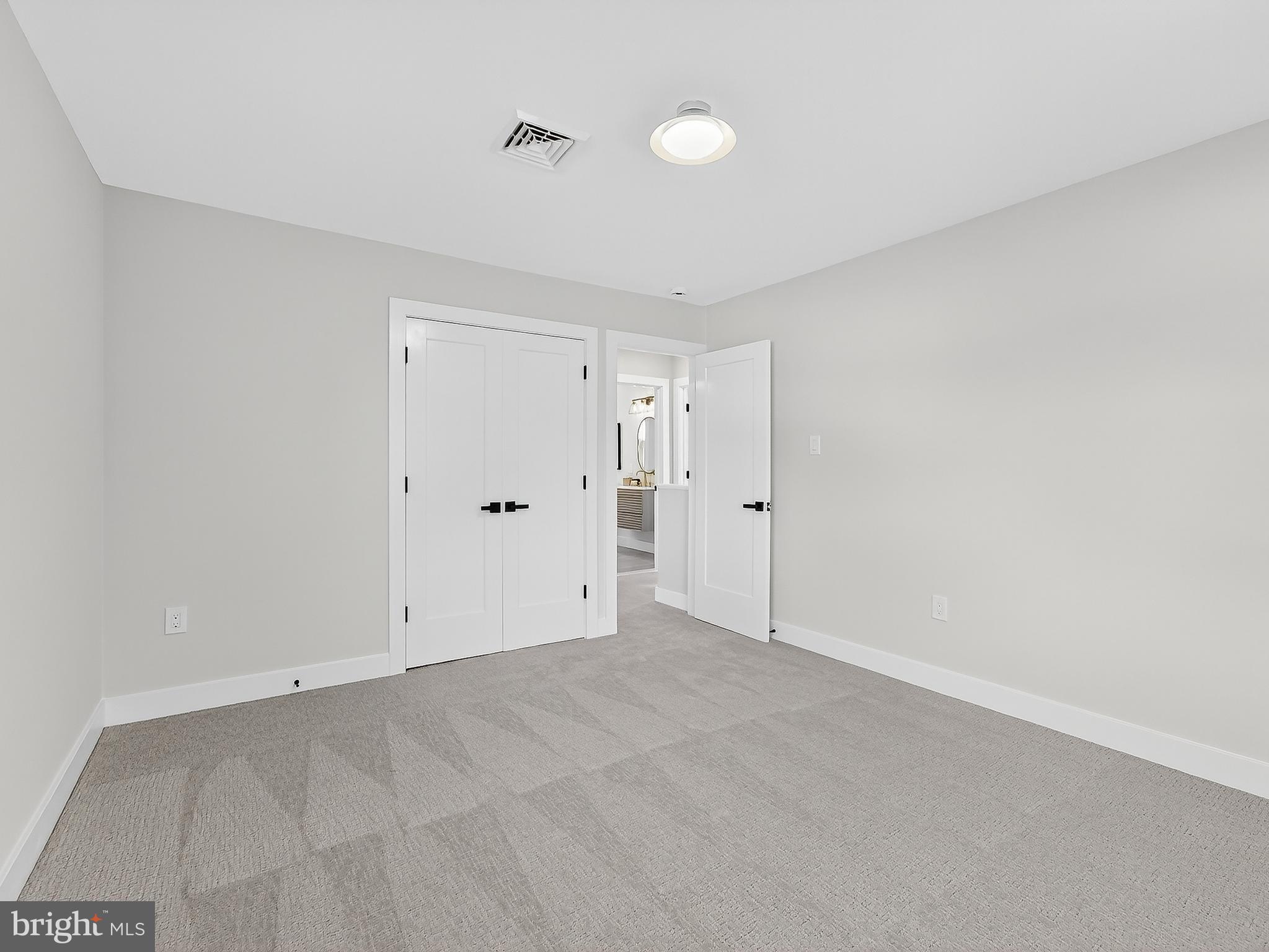 16 Estate Road Pemberton, NJ 08068 - Photo 33 of 40 a view of an empty room