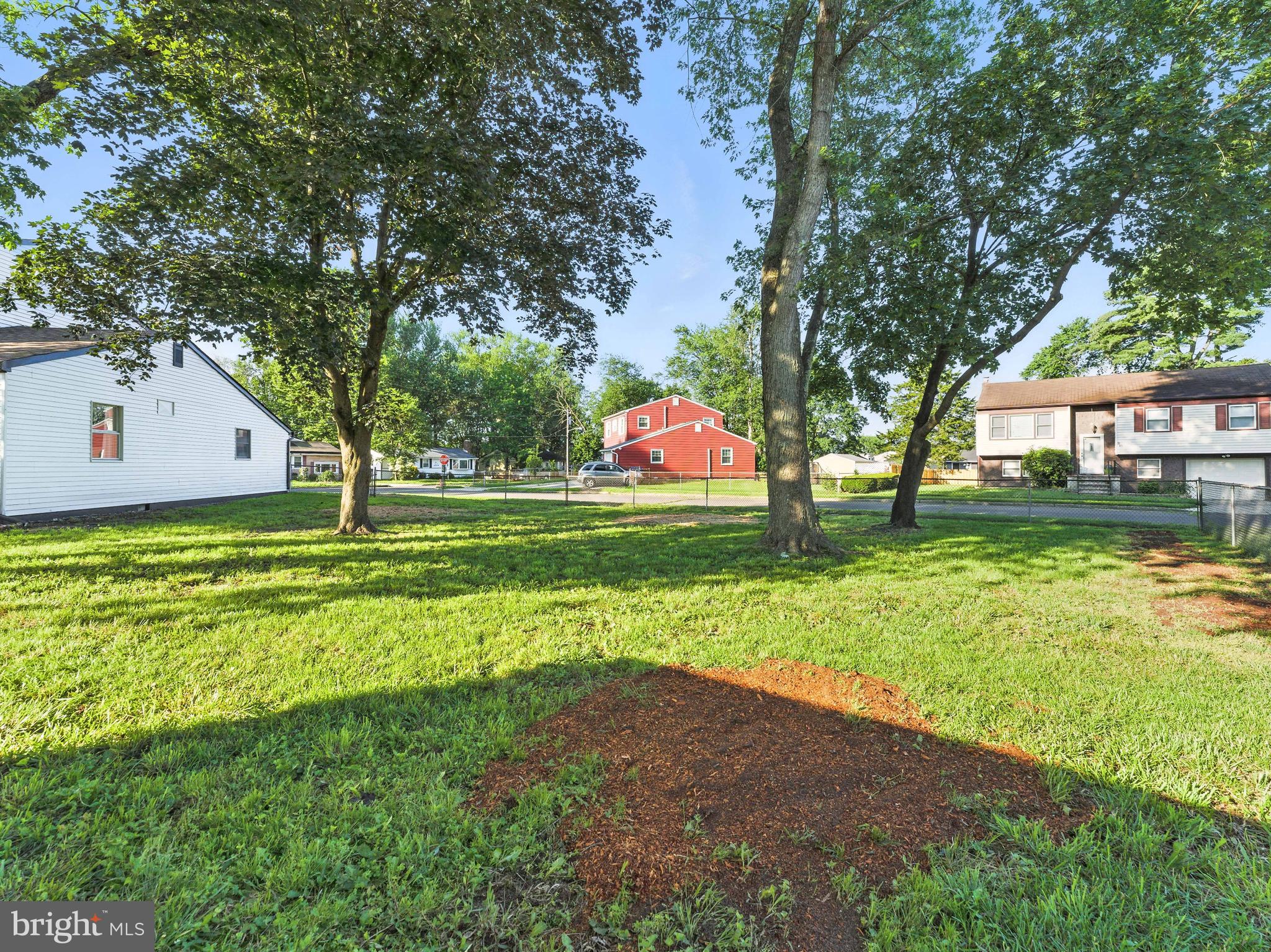 16 Estate Road Pemberton, NJ 08068 - Photo 39 of 40 a view of a volley ball court