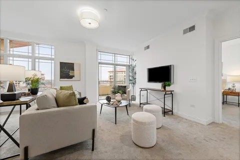 $379,000 | 45 Prairie Park Drive, Unit 501, Wheeling, IL 60090