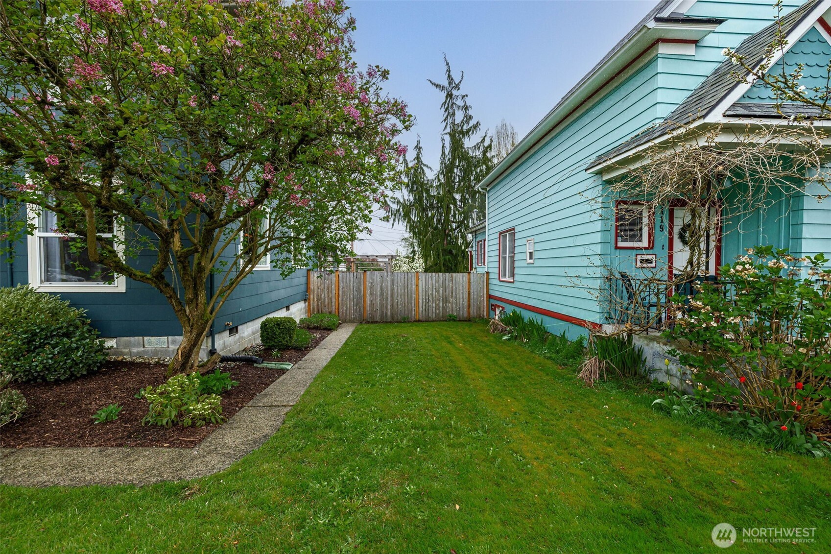 2115 Rockefeller Avenue Everett, WA 98201 - Photo 36 of 40 Gallery Image 36