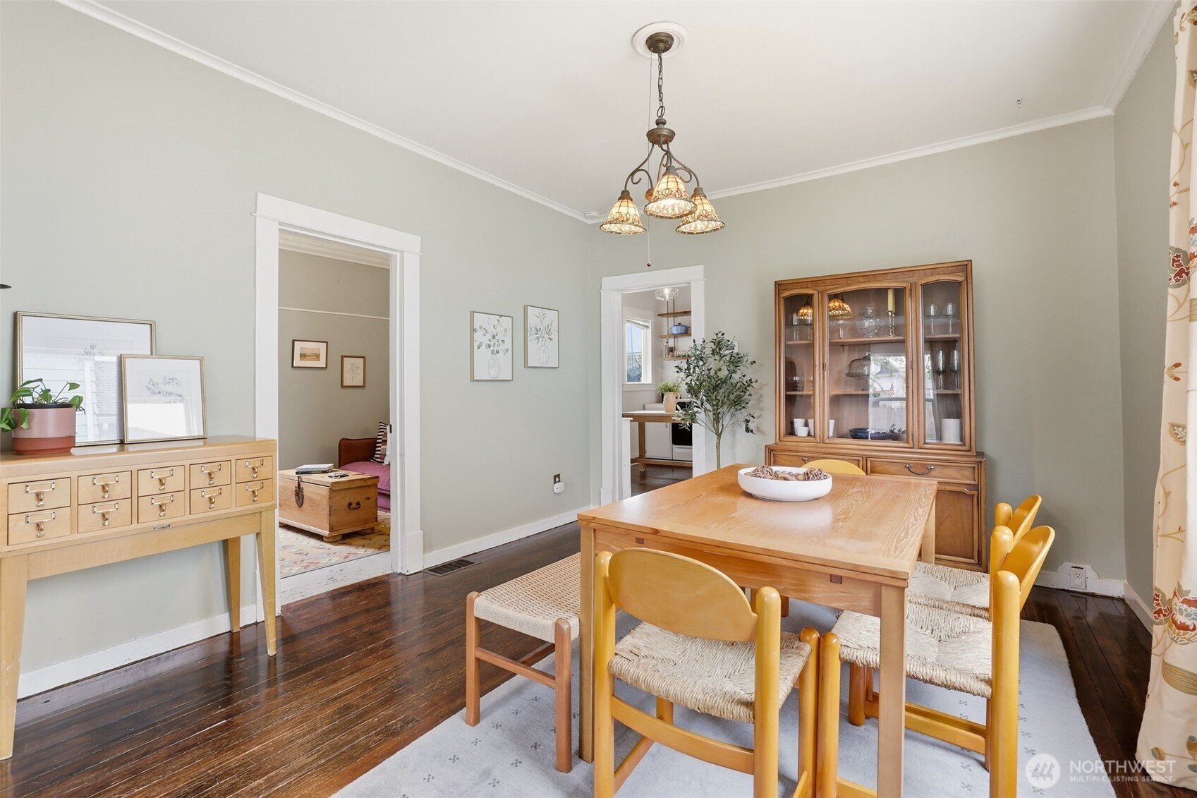 2115 Rockefeller Avenue Everett, WA 98201 - Photo 6 of 40 Gallery Image 6