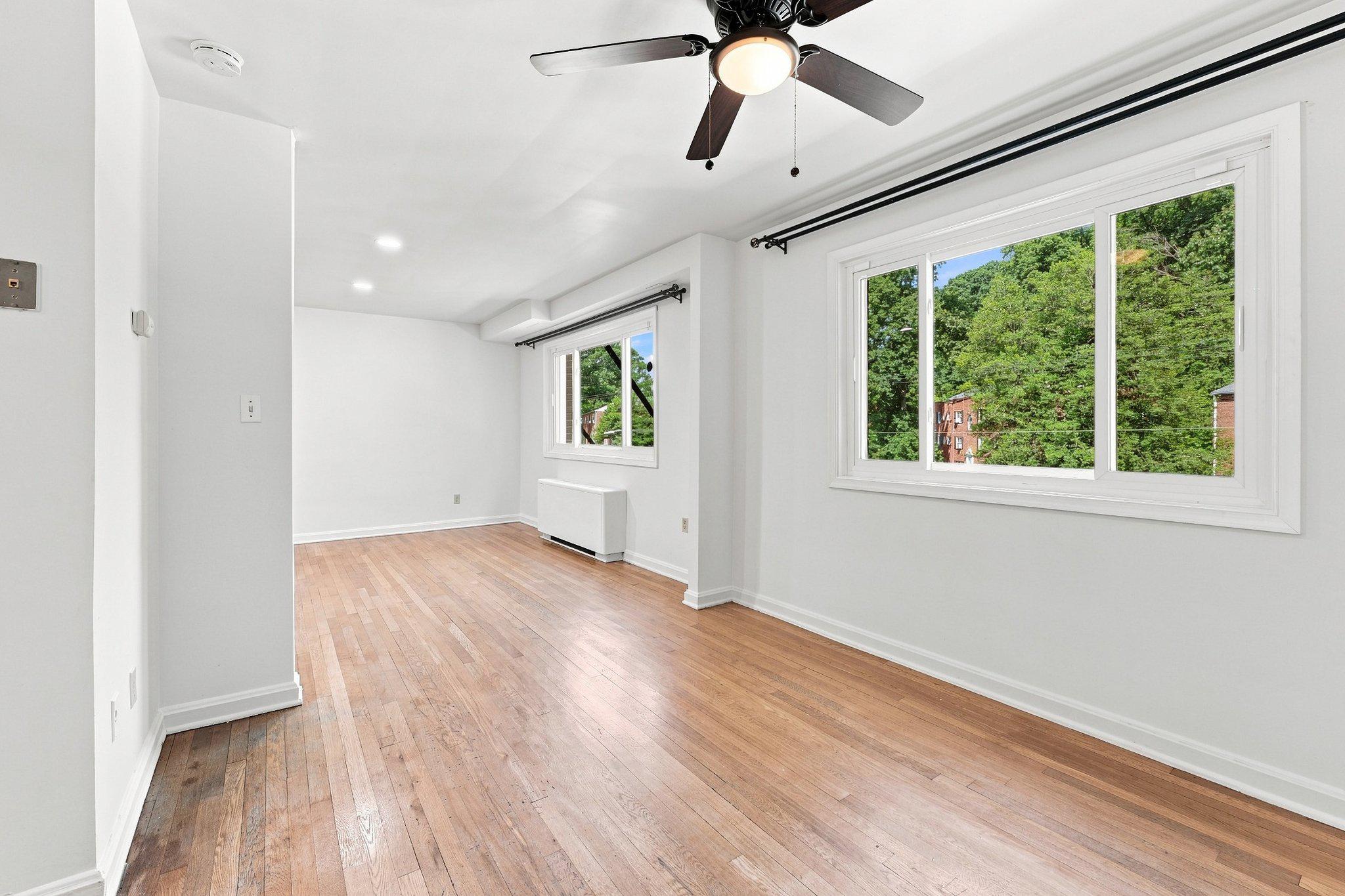 95 East Wayne Avenue, Unit 212 Silver Spring, MD 20901 - Photo 9 of 30 Dining Area