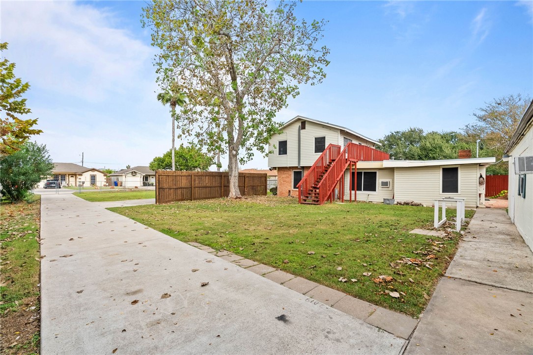 1225 Jonnell Street Corpus Christi, TX 78418 - Photo 34 of 39 a view of a back yard of the house