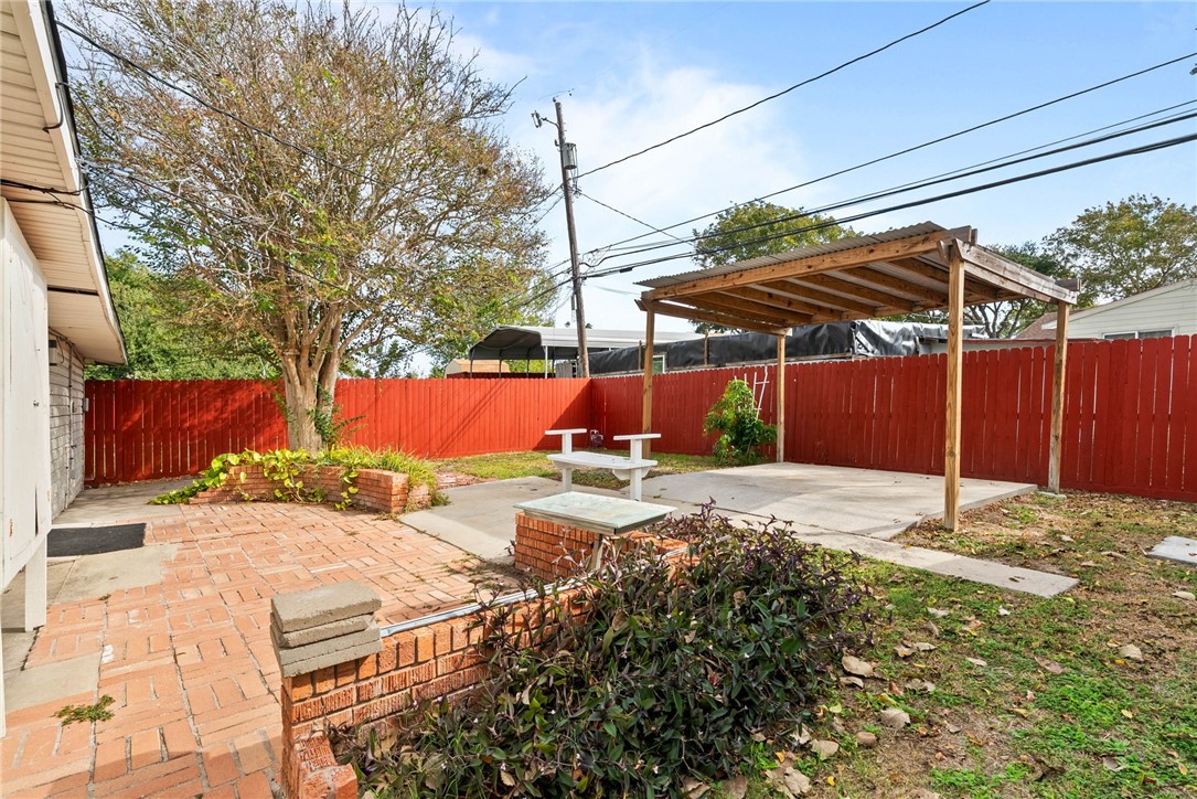 1225 Jonnell Street Corpus Christi, TX 78418 - Photo 36 of 39 a view of a backyard
