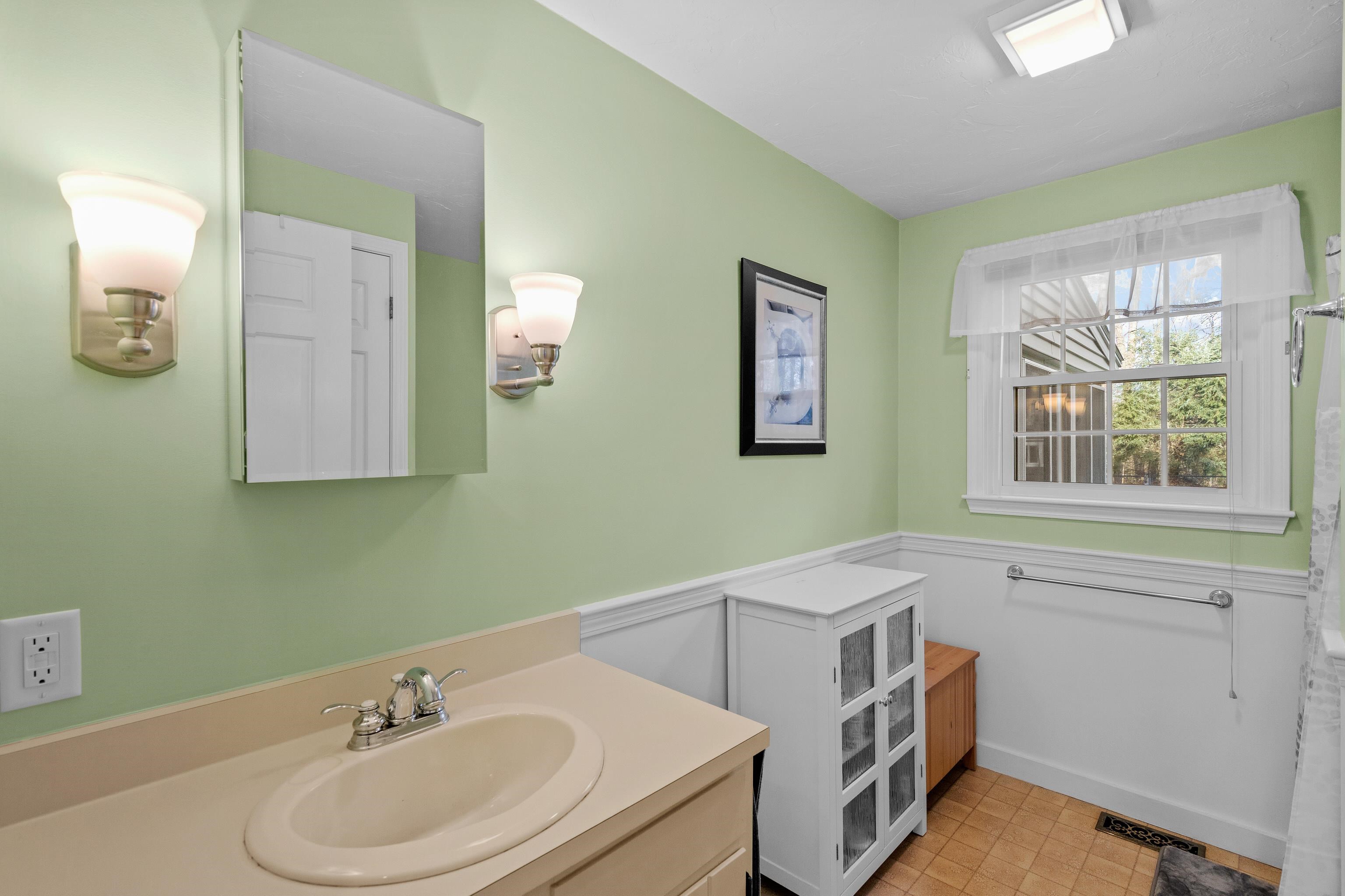 41 Heather Lane Concord, NH 03301 - Photo 20 of 40