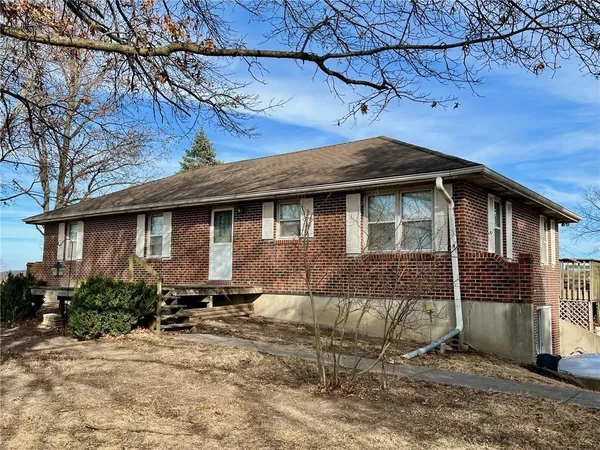 $359,000 | 75 Northwest 1501st Road, Holden, MO 64040