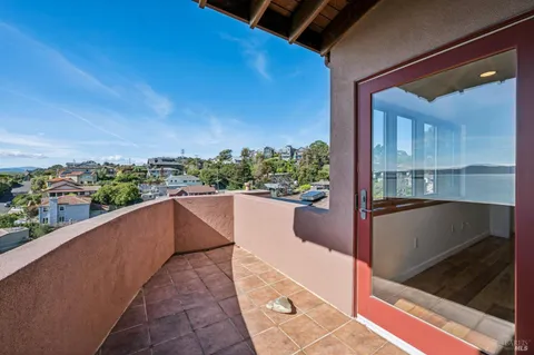 $1,890,000 | 435 Tremont Avenue, Point Richmond, CA 94801
