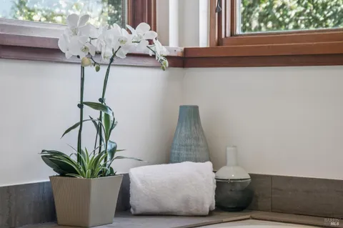 $1,890,000 | 435 Tremont Avenue, Point Richmond, CA 94801