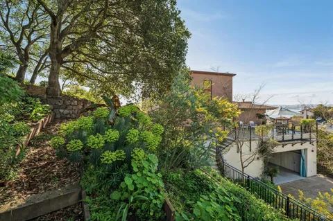 $1,890,000 | 435 Tremont Avenue, Point Richmond, CA 94801