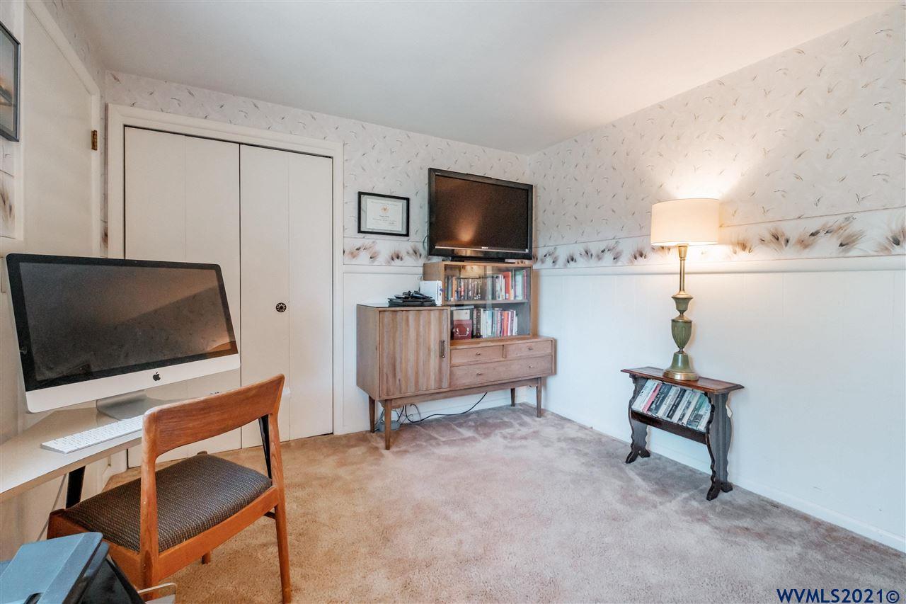 1237 26th Avenue Southwest Albany, OR 97321 - Photo 34 of 42 Gallery Image 34