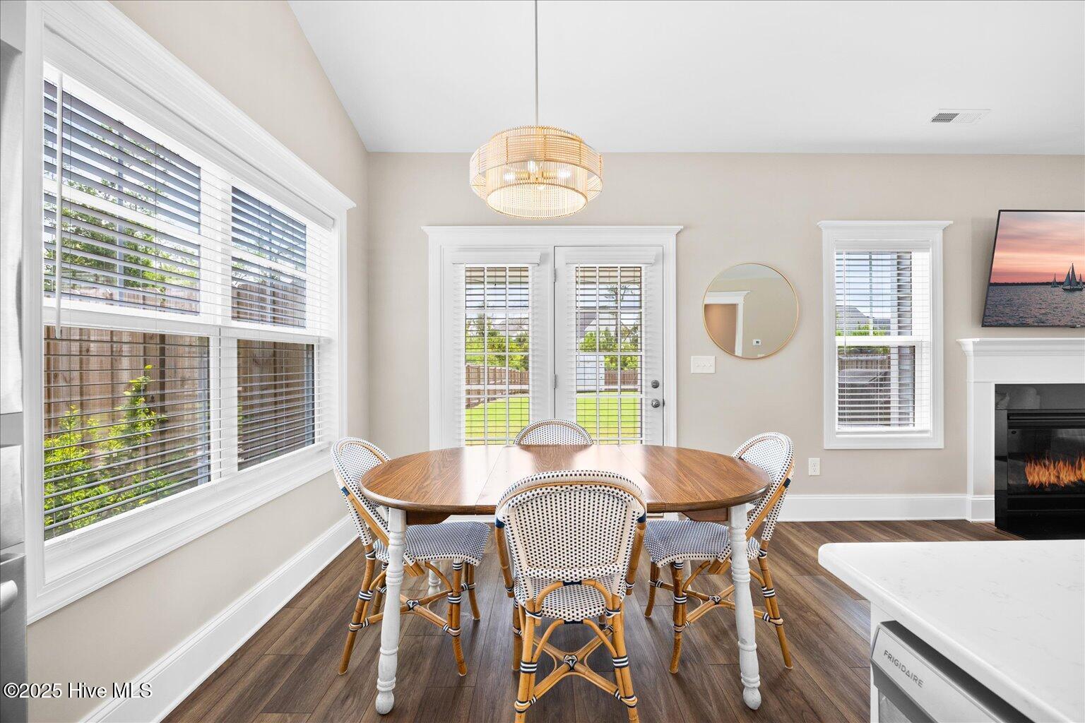 167 Abaco Way Hampstead, NC 28443 - Photo 10 of 50 71-FIREIMG_2530-Edit