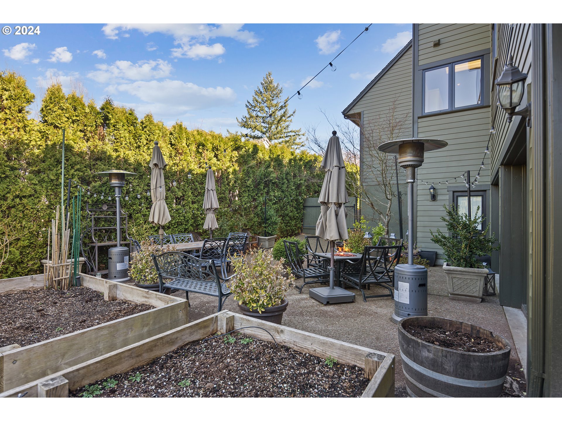 813 Southwest Regency Place Portland, OR 97225 - Photo 45 of 48 Gallery Image 45