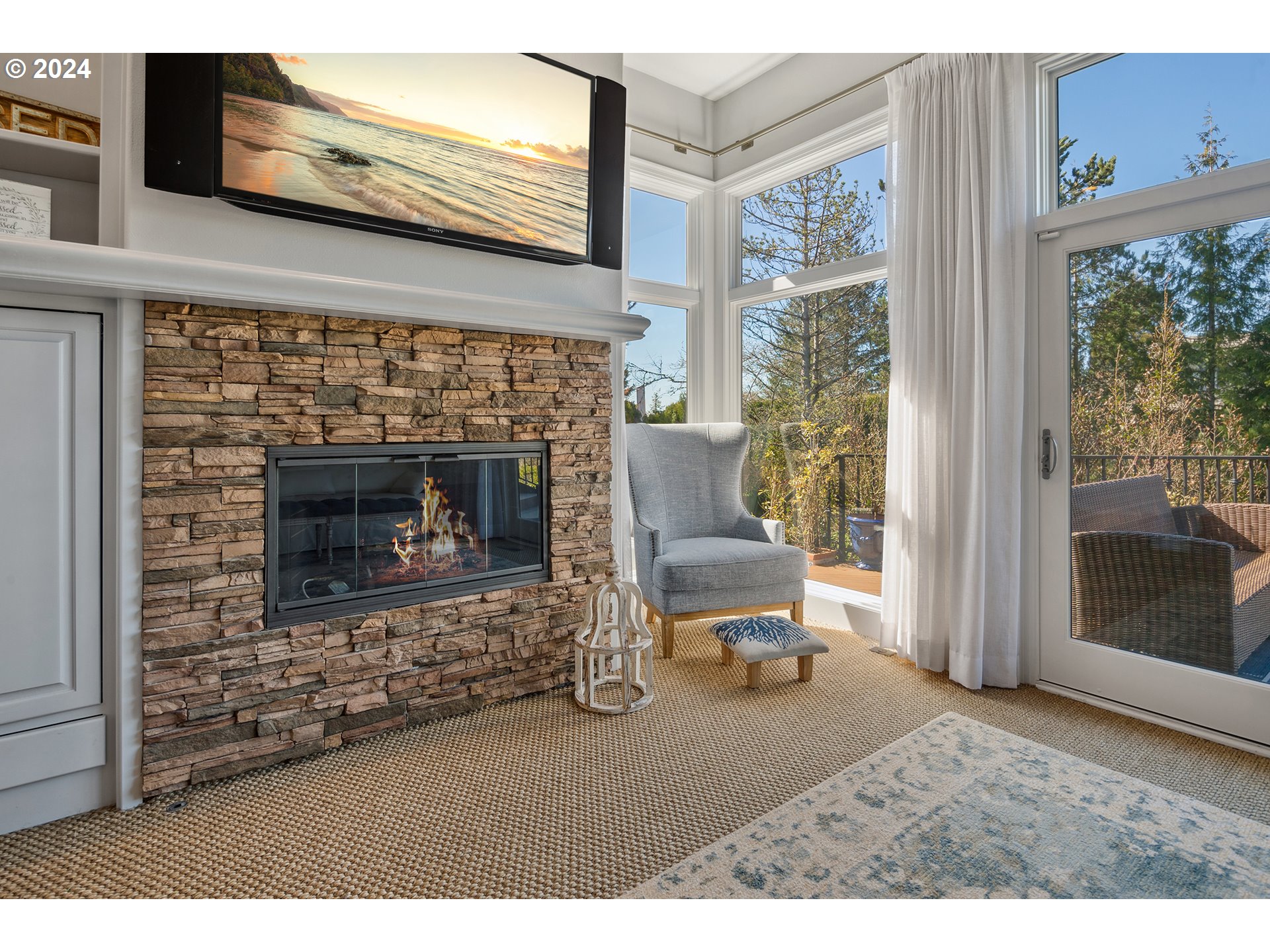 813 Southwest Regency Place Portland, OR 97225 - Photo 10 of 48 Gallery Image 10