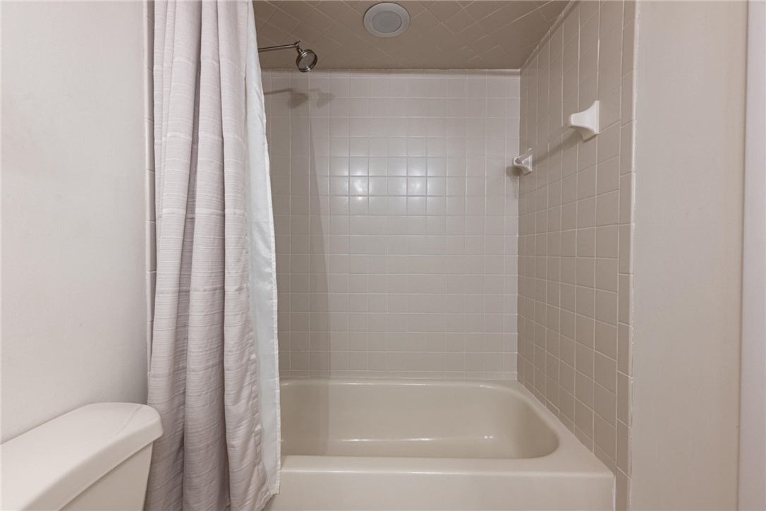 7850 Rain Tree Road Dayton, OH 45459 - Photo 17 of 41
