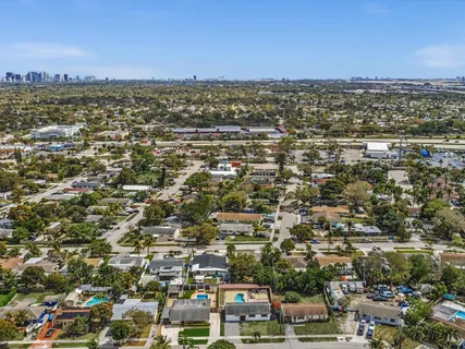 $499,000 | 2340 Southwest 42nd Terrace, Fort Lauderdale, FL 33317
