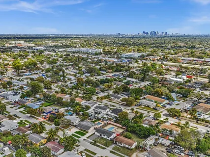 $499,000 | 2340 Southwest 42nd Terrace, Fort Lauderdale, FL 33317