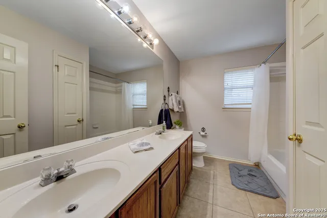 $318,500 | 1116 Berry Creek Drive, Schertz, TX 78154