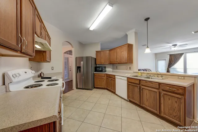 $318,500 | 1116 Berry Creek Drive, Schertz, TX 78154