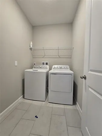 $2,800 | 1434 Maddie Berry Lane, Kissimmee, FL 34744