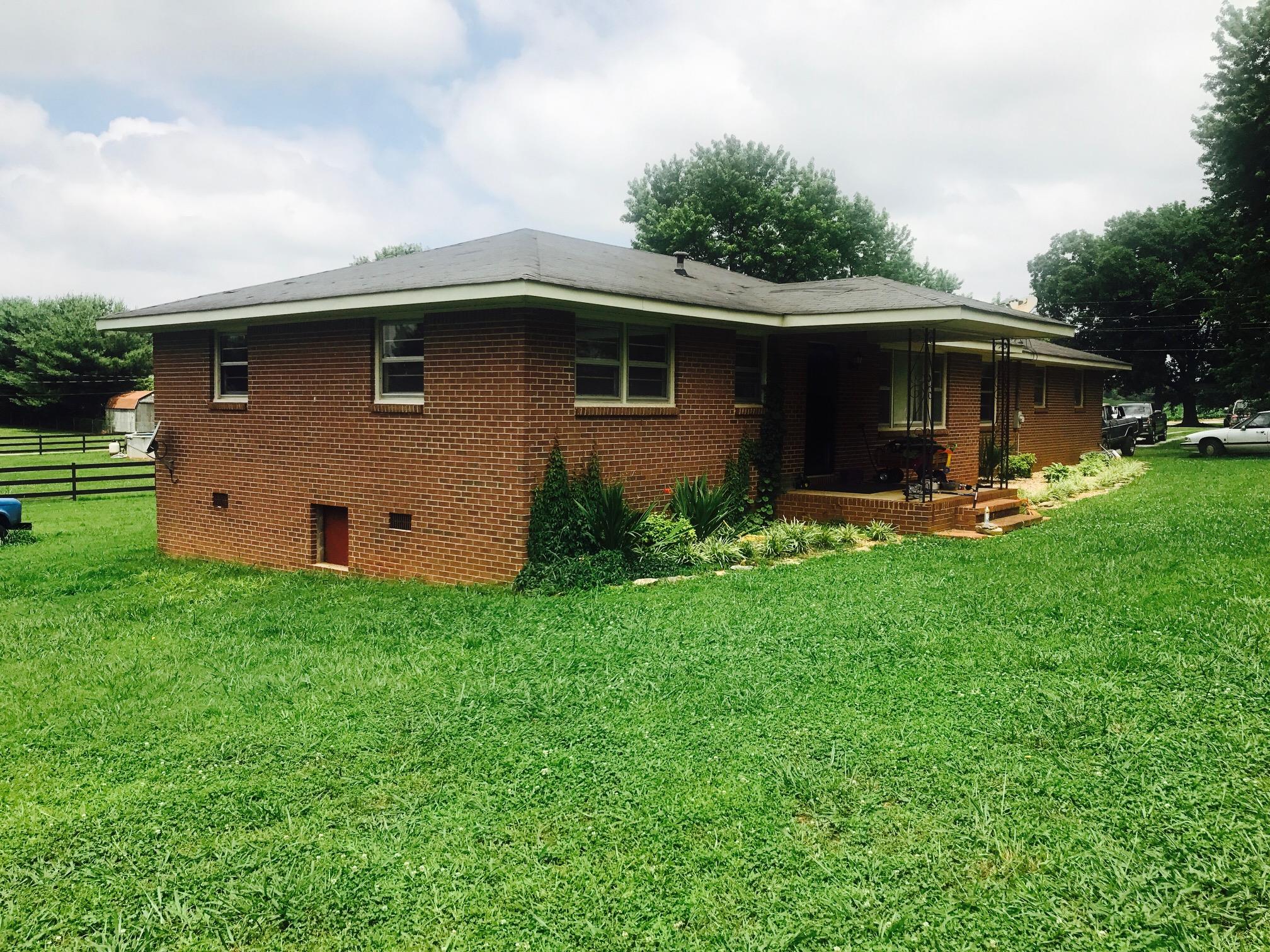 912 Georgia Crossing Road Winchester, TN 37398 - Photo 2 of 11 Gallery Image 2