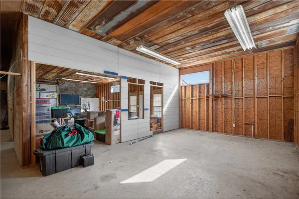 $575,000 | 3400 Old Dobbins Bridge Road, Fair Play, SC 29643
