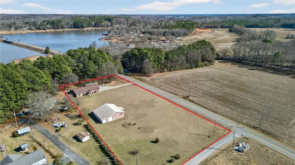 $575,000 | 3400 Old Dobbins Bridge Road, Fair Play, SC 29643