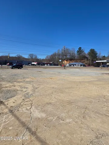 a view of an ocean and city