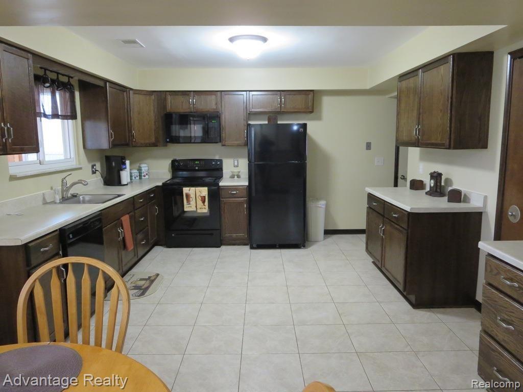 13136 Hill Road Memphis, MI 48041 - Photo 10 of 29 IMG_0664.jpg