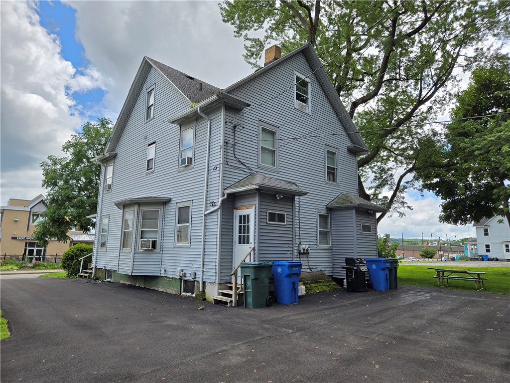 695-697 Culver Road Rochester, NY 14609 - Photo 24 of 50 The back has two private entrances.