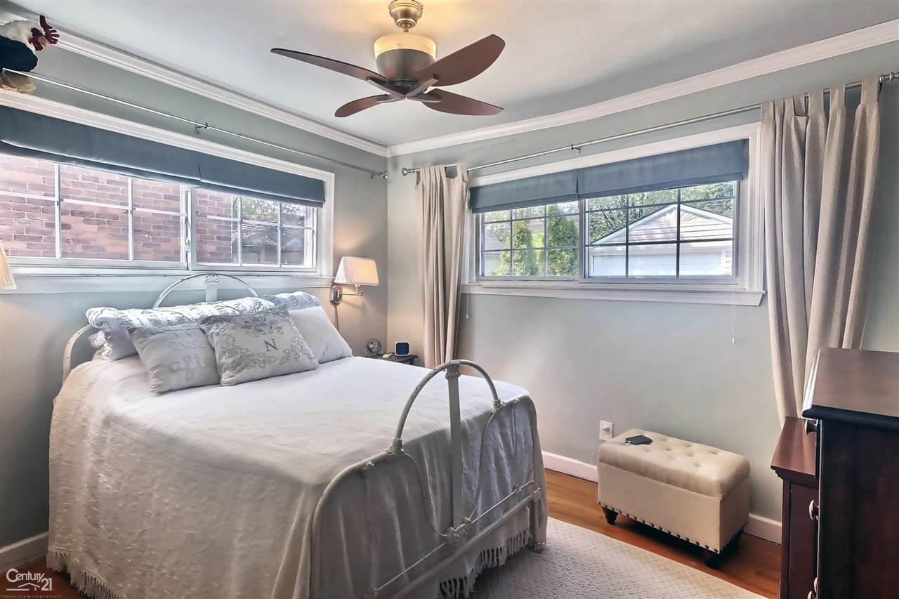 881 Lincoln Road Grosse Pointe, MI 48230 - Photo 10 of 18