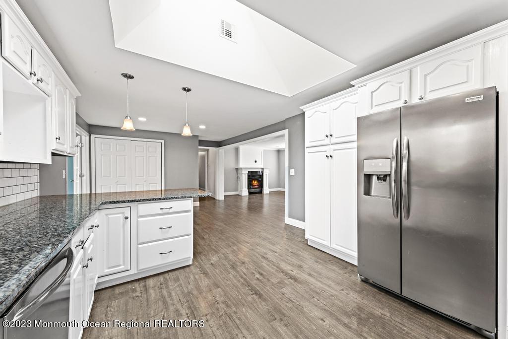 9 Roma Court Lincroft, NJ 07738 - Photo 11 of 39 9RomaPrint-22